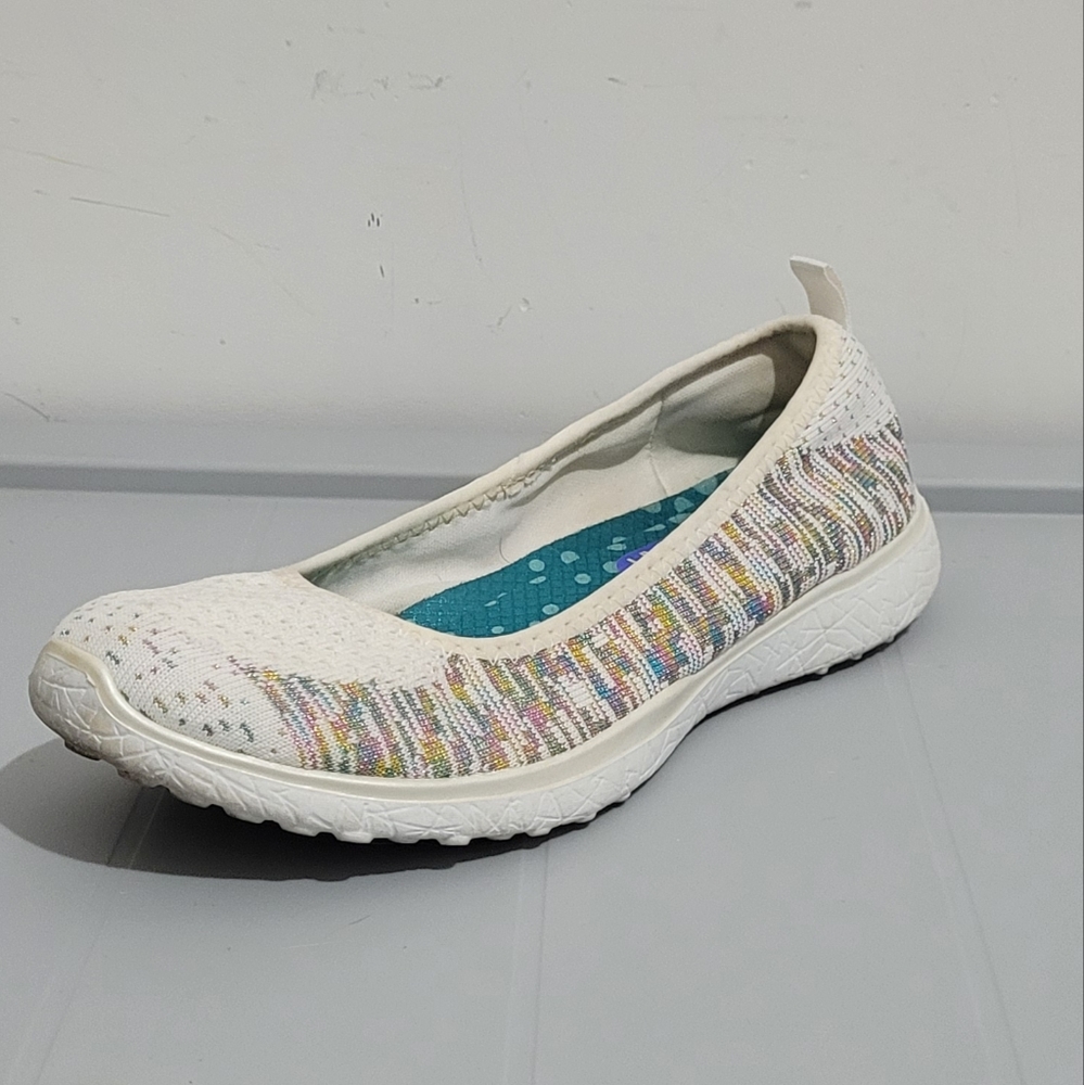 Skechers Microburst Made You Look White sz 7.5W
